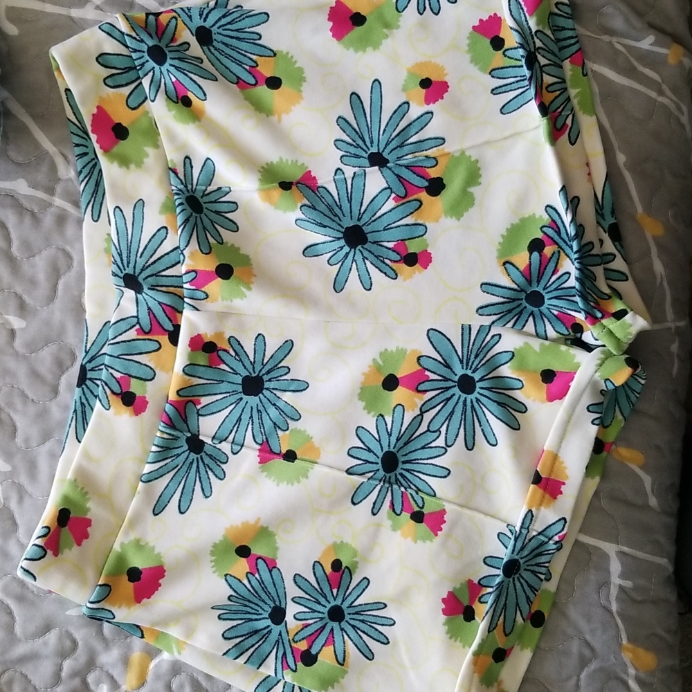 Vintage Floral Short shorts